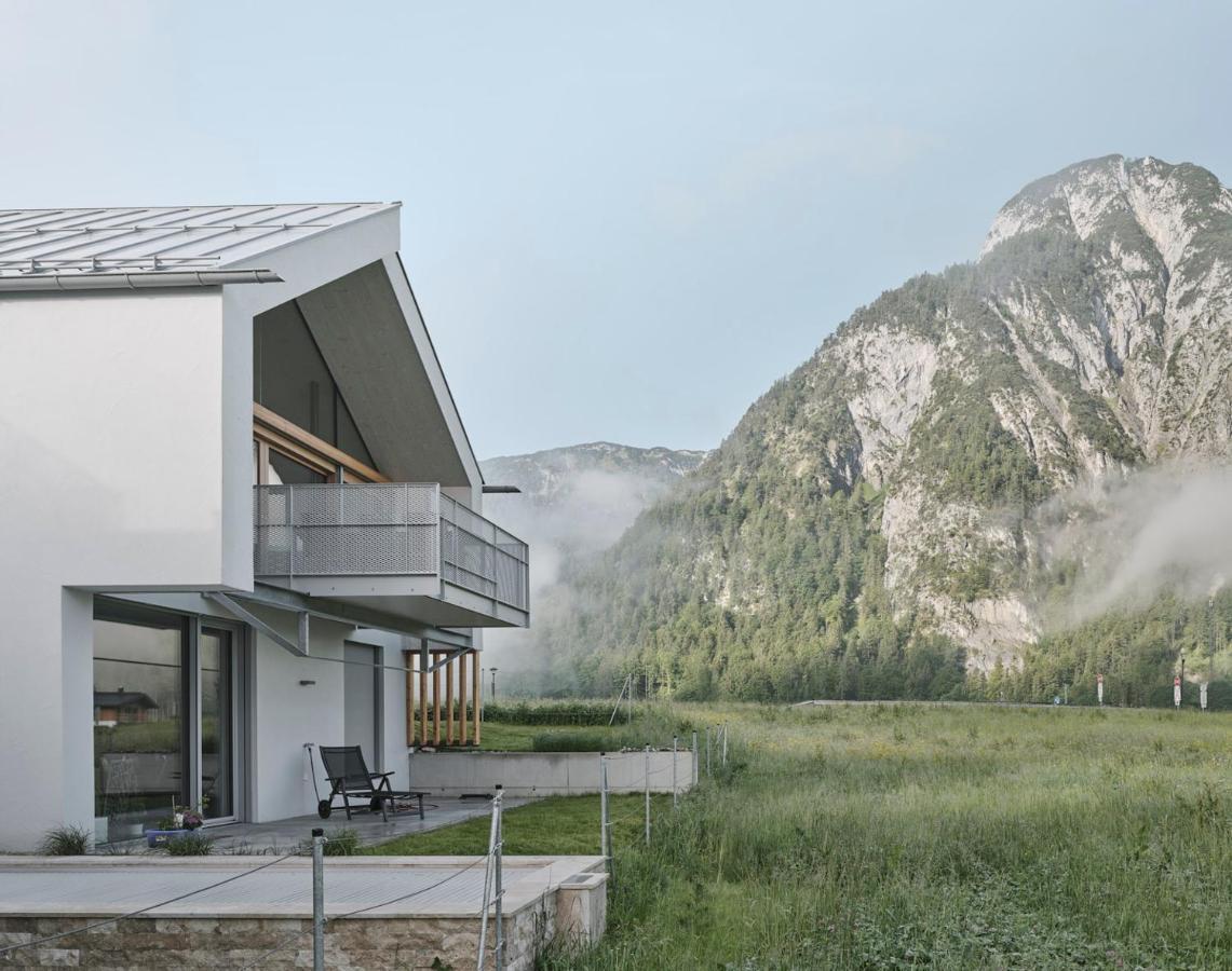 Urban Mountain Chalet With Lake View موراخ المظهر الخارجي الصورة