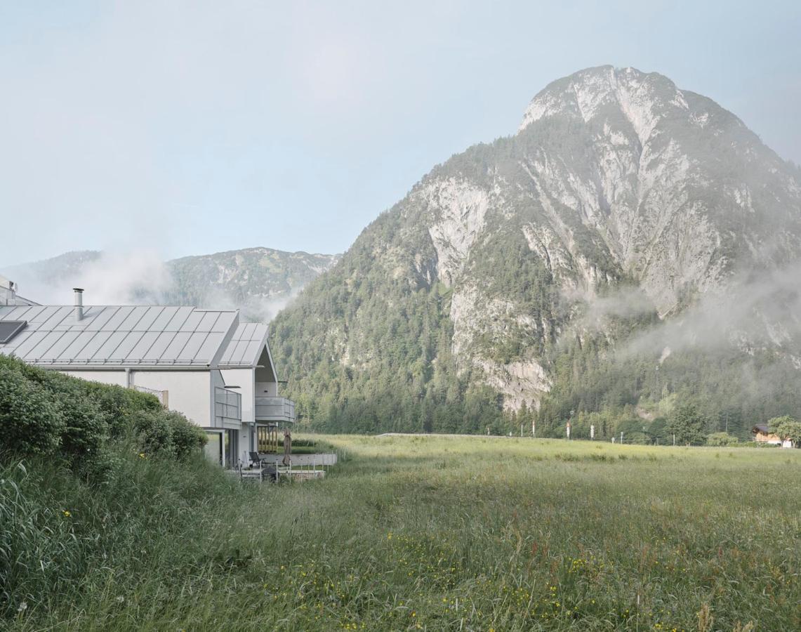 Urban Mountain Chalet With Lake View موراخ المظهر الخارجي الصورة