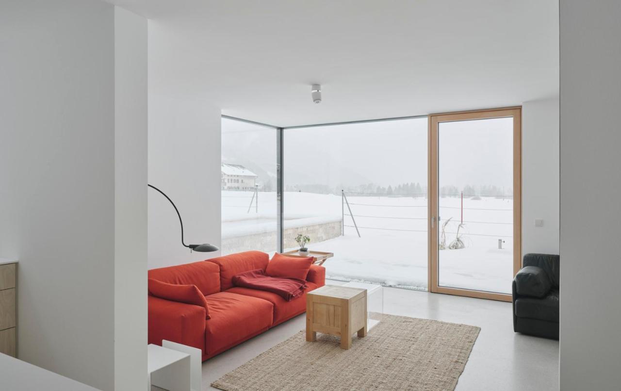 Urban Mountain Chalet With Lake View موراخ المظهر الخارجي الصورة